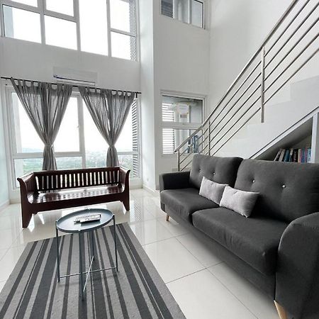Yenni Duplex @ Decentrum, Kajang Serdang  Exteriör bild