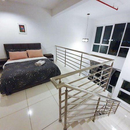 Yenni Duplex @ Decentrum, Kajang Serdang  Exteriör bild