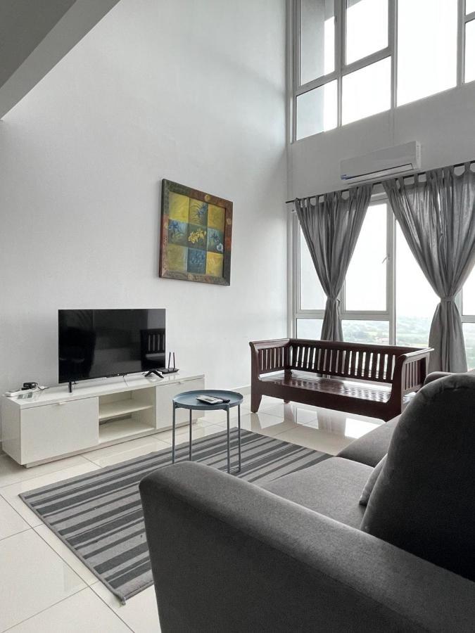 Yenni Duplex @ Decentrum, Kajang Serdang  Exteriör bild