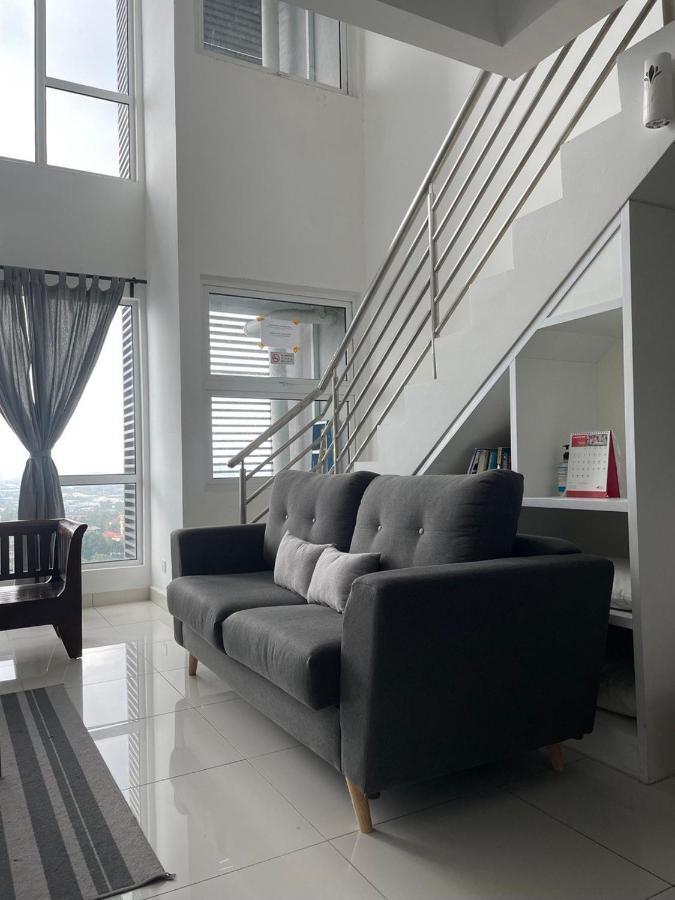 Yenni Duplex @ Decentrum, Kajang Serdang  Exteriör bild