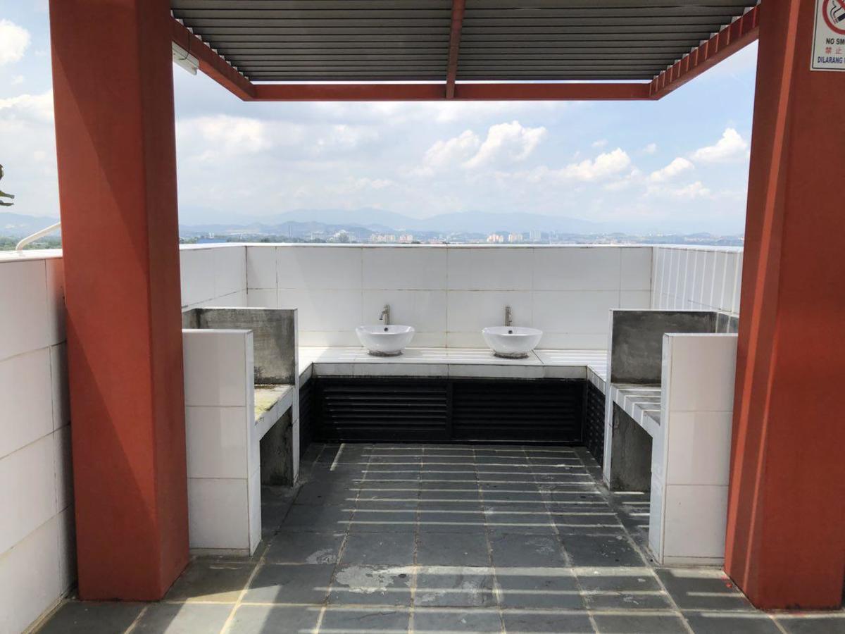 Yenni Duplex @ Decentrum, Kajang Serdang  Exteriör bild