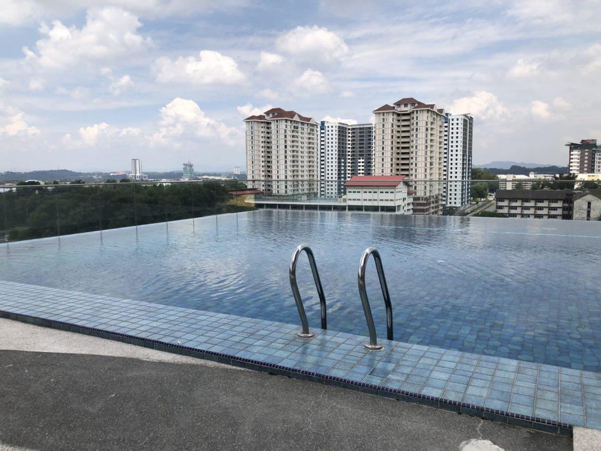 Yenni Duplex @ Decentrum, Kajang Serdang  Exteriör bild