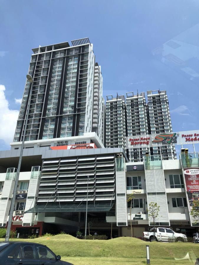 Yenni Duplex @ Decentrum, Kajang Serdang  Exteriör bild