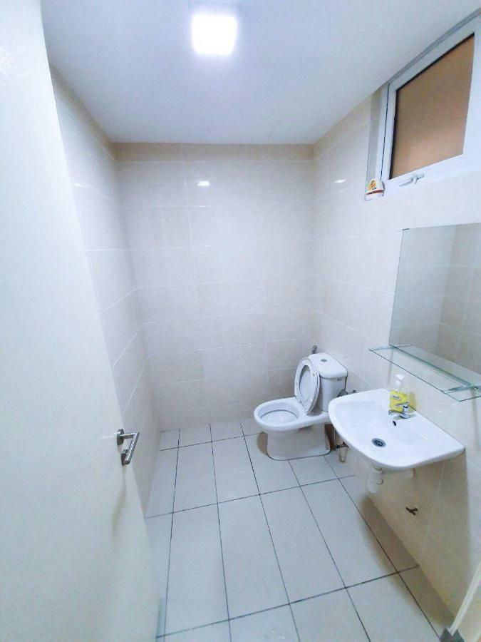 Yenni Duplex @ Decentrum, Kajang Serdang  Exteriör bild
