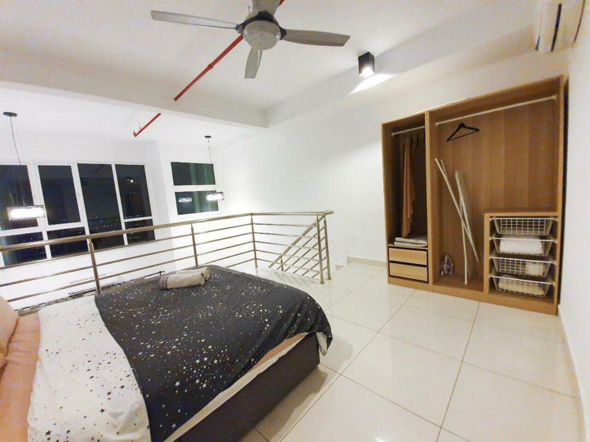 Yenni Duplex @ Decentrum, Kajang Serdang  Exteriör bild
