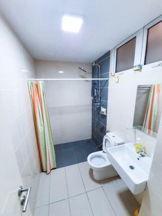Yenni Duplex @ Decentrum, Kajang Serdang  Exteriör bild